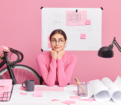 Woman who has conquered her executive function challenges and learned how to overcome her ADHD issues with disorganization and procrastination.